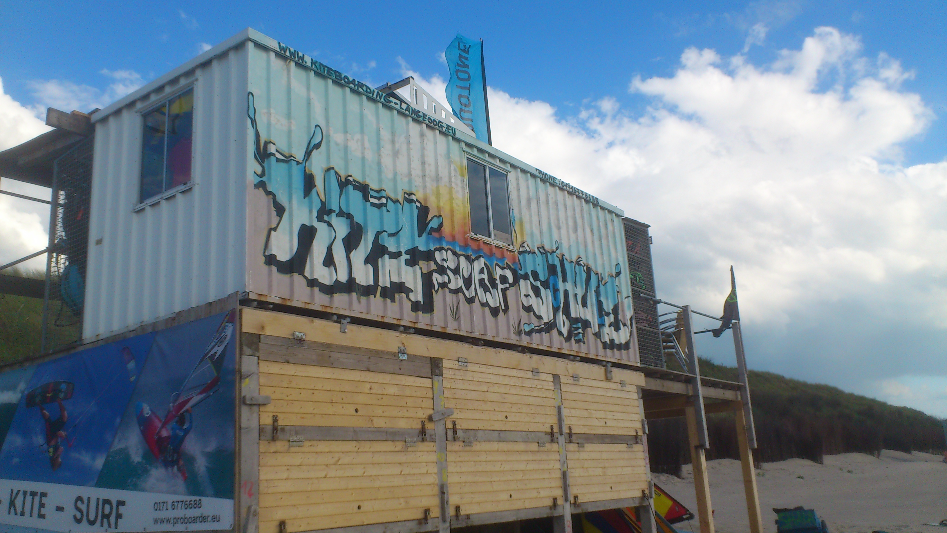 Blick auf Kitesurfstation